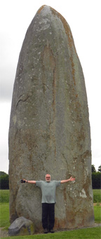 Menhir de Champ Dolent (standing stone)
